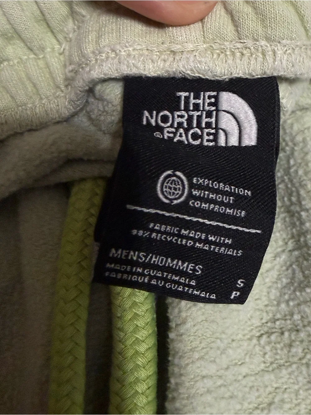 The North Face Men’s Simple Logo Fleece Shorts Lime Cream Green